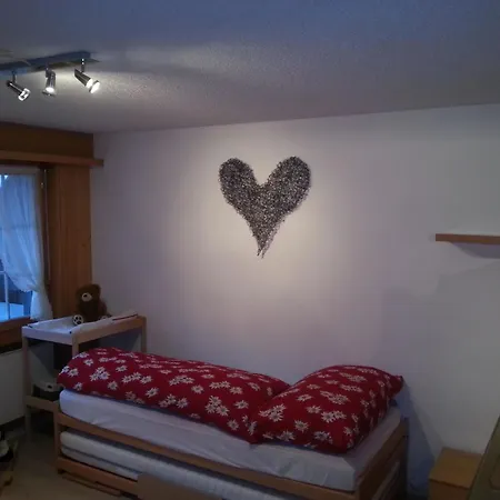 Kronenplatz 7 # 3 By Interhome