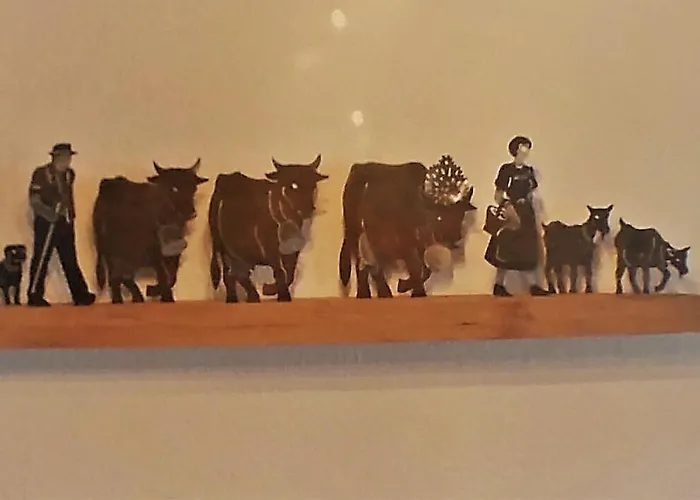 Kronenplatz 7 # 3 By Interhome *